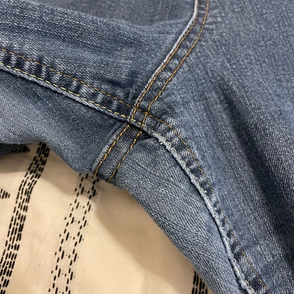 Faded Glory Jean Capris 24w - Picture 3 of 5
